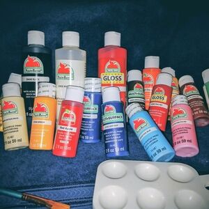 Apple Barrel Acrylic Paint Set....(14) 2 Oz Bottles & (3) 8 Oz Bottles